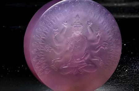 探索紫罗兰翡翠的独特魅力与价值